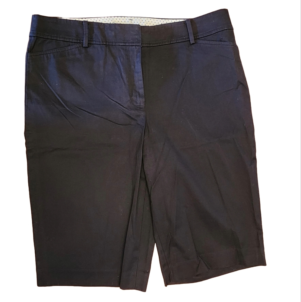 Talbots Women's Black Bermuda Shorts